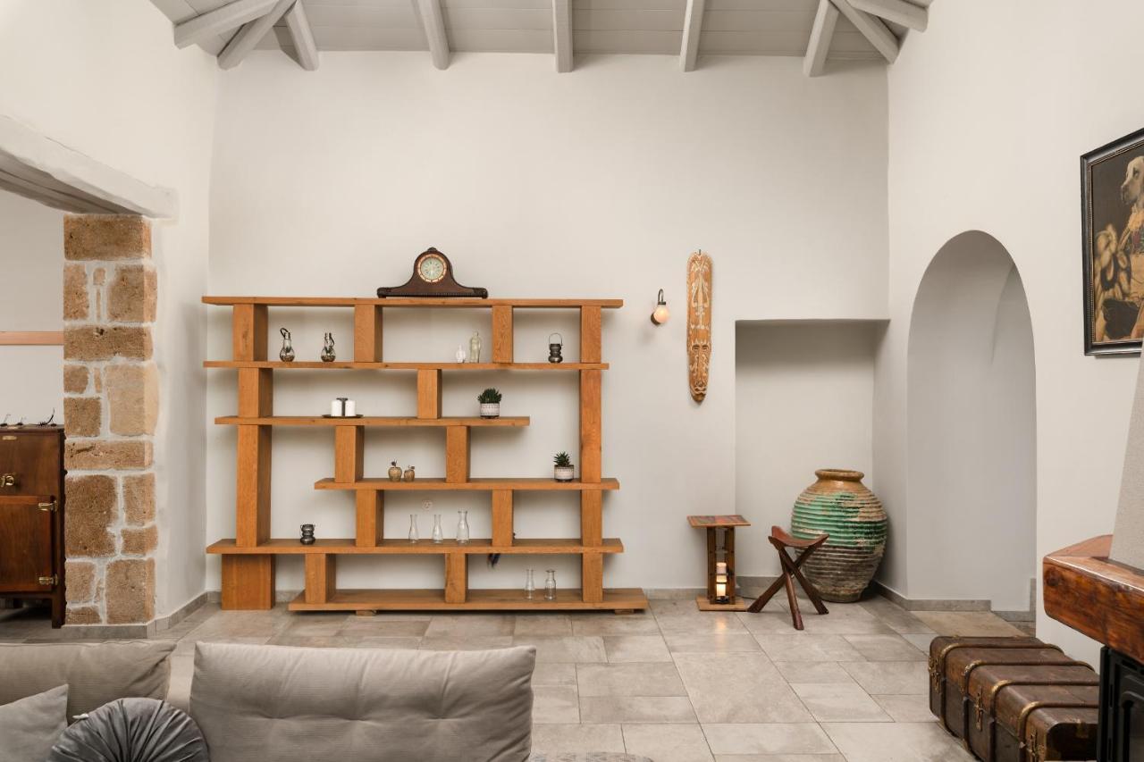 Mansion D Villa Galatás Екстериор снимка