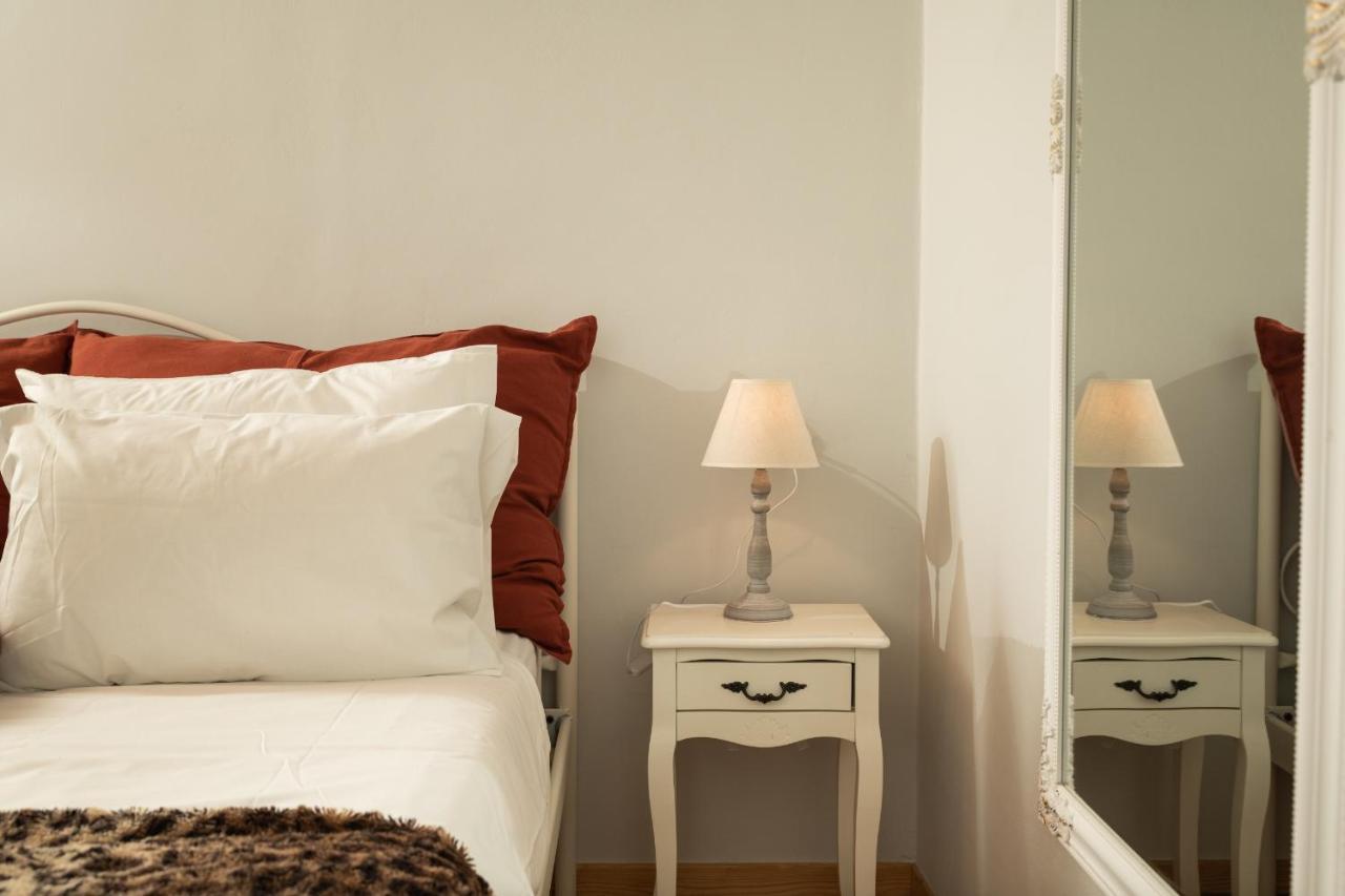 Mansion D Villa Galatás Екстериор снимка