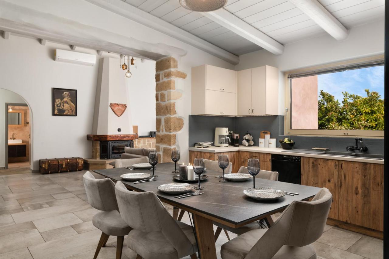 Mansion D Villa Galatás Екстериор снимка